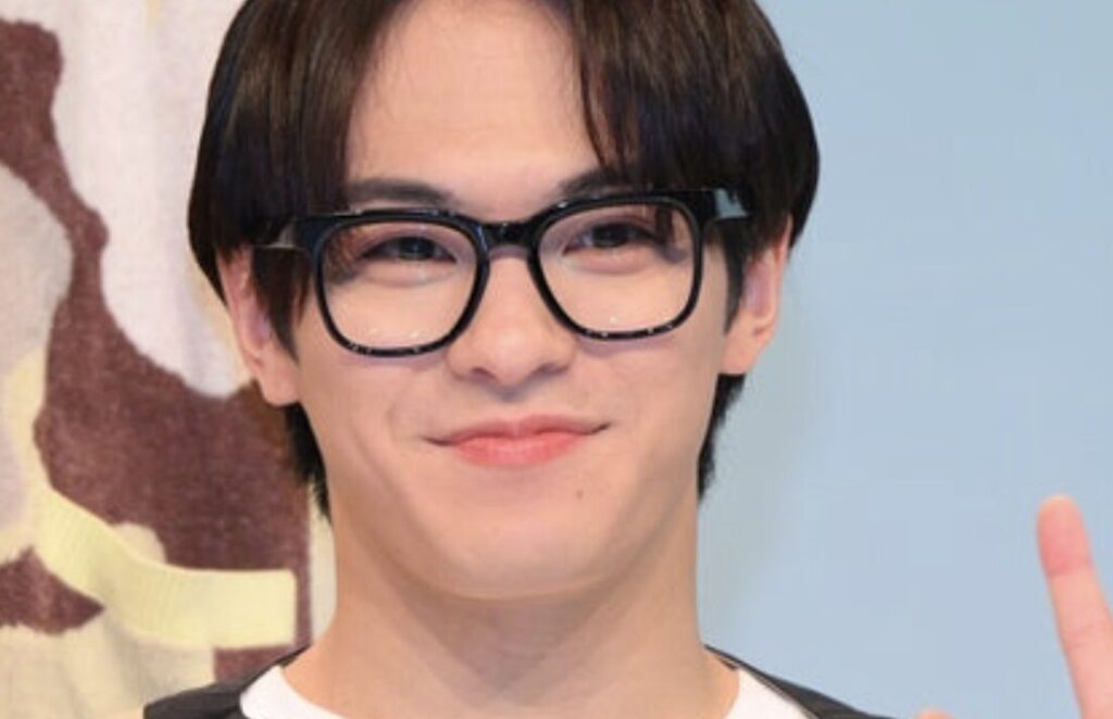 松倉海斗さんの画像
